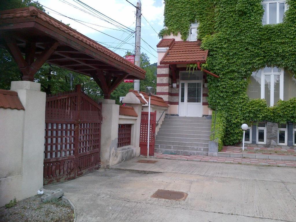 Отель Casa De Odihna Синая Номер фото